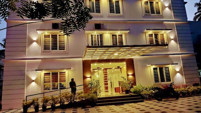 Phoenix Holidays Kochi Eksteriør bilde