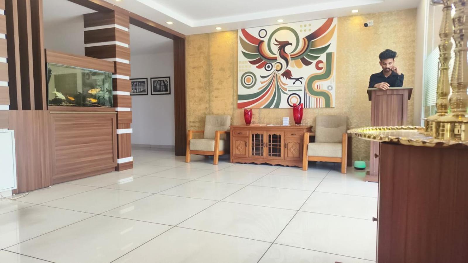 Phoenix Holidays Kochi Eksteriør bilde
