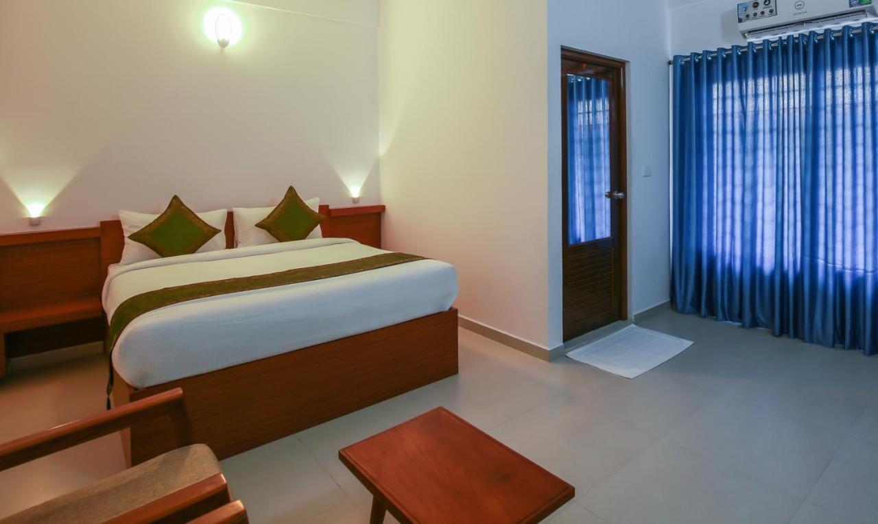 Phoenix Holidays Kochi Eksteriør bilde