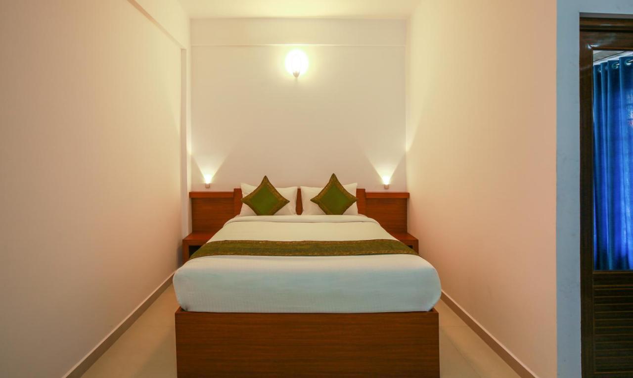 Phoenix Holidays Kochi Eksteriør bilde